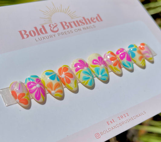 Groovy Florals Press On Nail Set