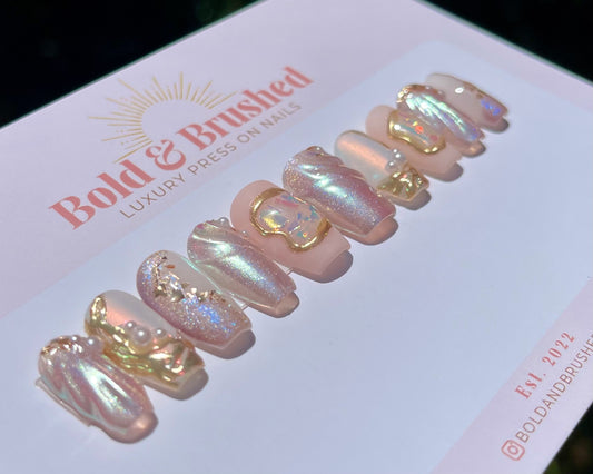 3D Gold Chrome, Pearls and Encapsulated Gems