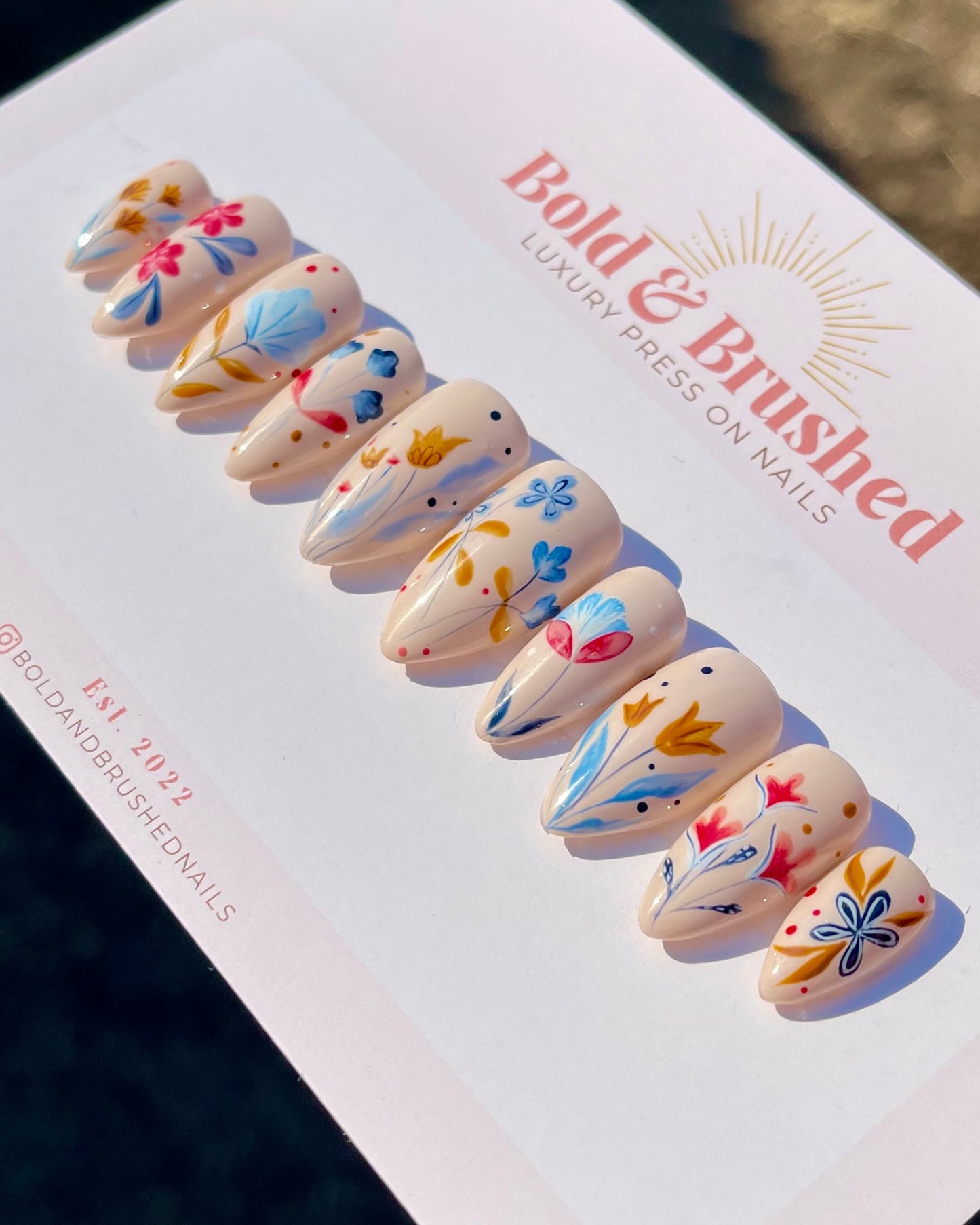 Vintage Florals Press On Nail Set