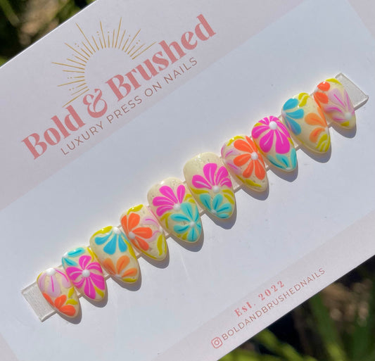 Groovy Florals Press On Nail Set