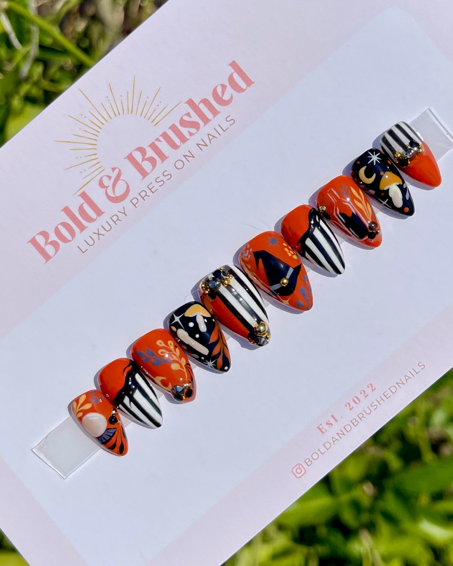 Witches Spells and Herbs Halloween Press On Nail Set